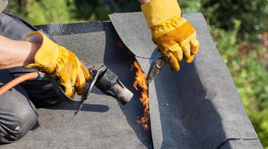 Professional Flat Roofing Installation in Gilbert, AR